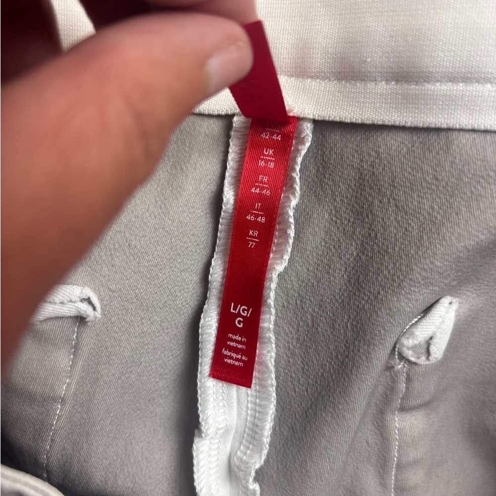 SPANX Women’s White On-the-Go Pull On Stretch Twill Cropped Pants size: Large - Picture 8 of 9